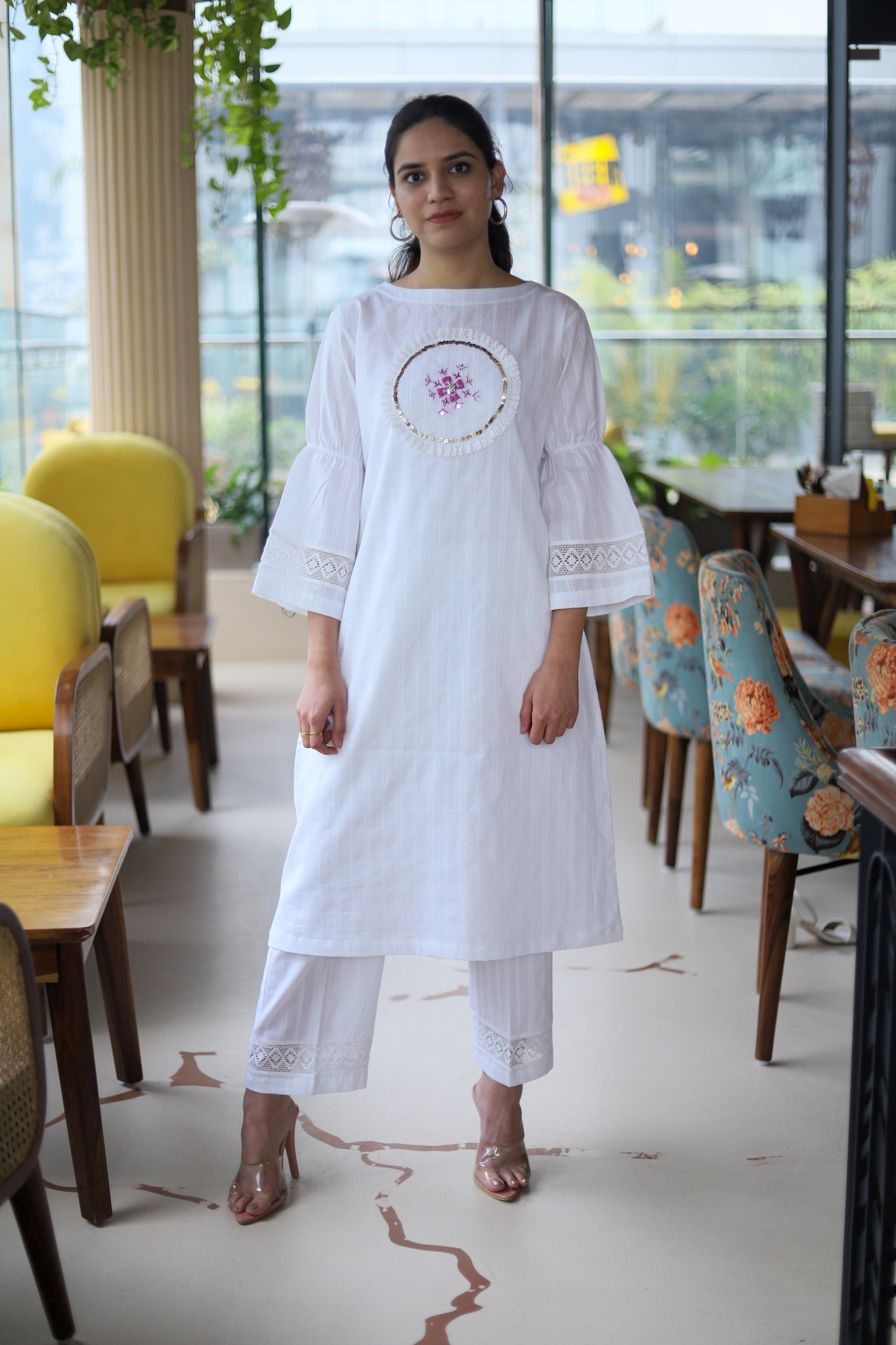 Kurta or Kurtis  Everything About This Indian Outfit For Women And Men   Utsavpedia
